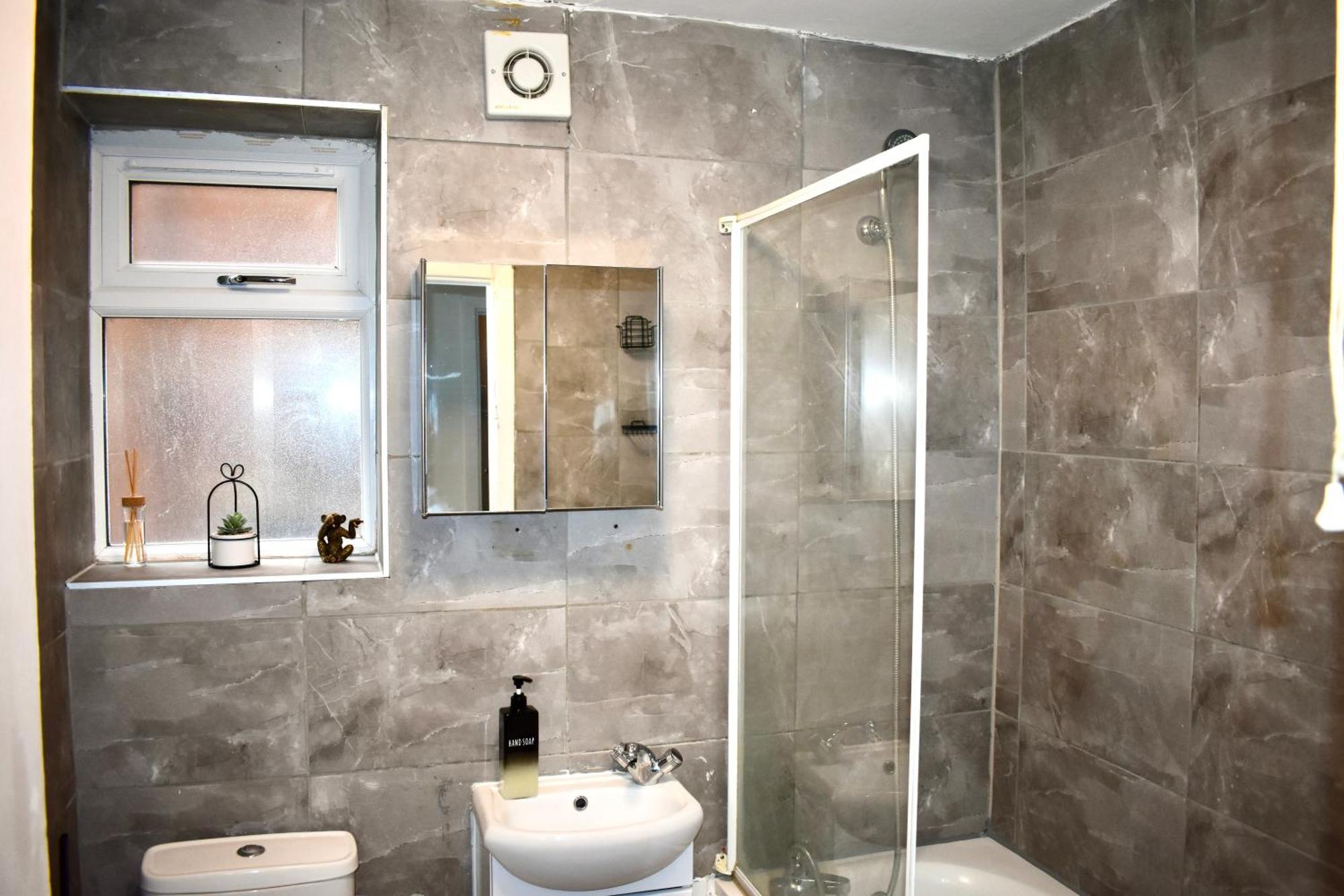 Luxury 2 Bedroom Apartment, Parking, Few Minutes Walk From Wembley Stadium Londres Exterior foto