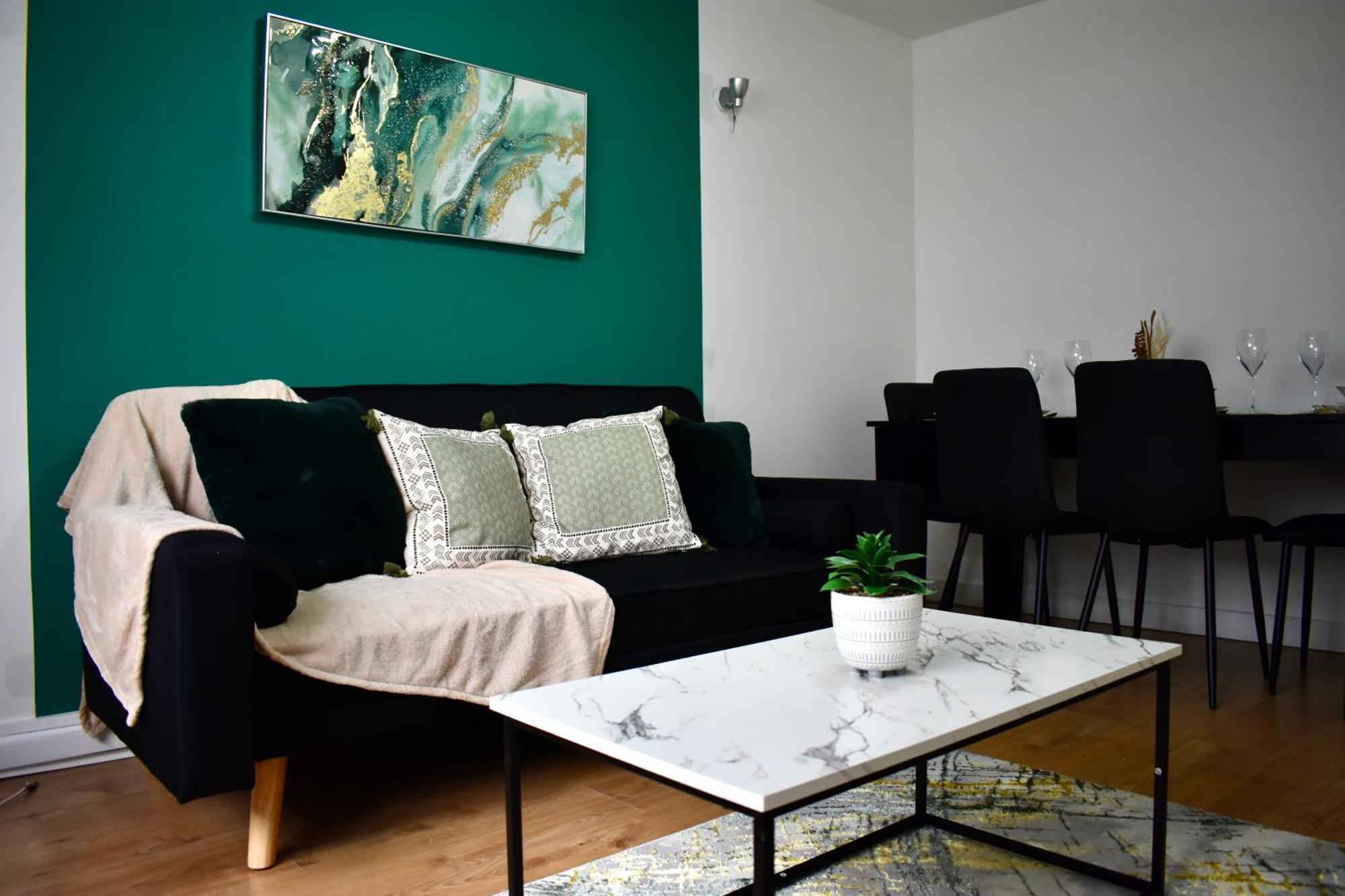 Luxury 2 Bedroom Apartment, Parking, Few Minutes Walk From Wembley Stadium Londres Exterior foto